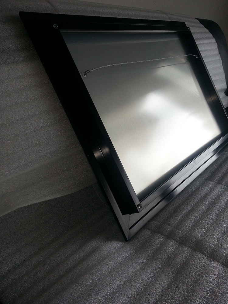 Floating frame back view